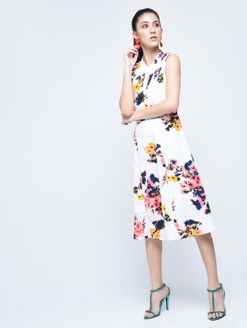 placket detailed floral dress - 15560019 - Very Small Image - 1