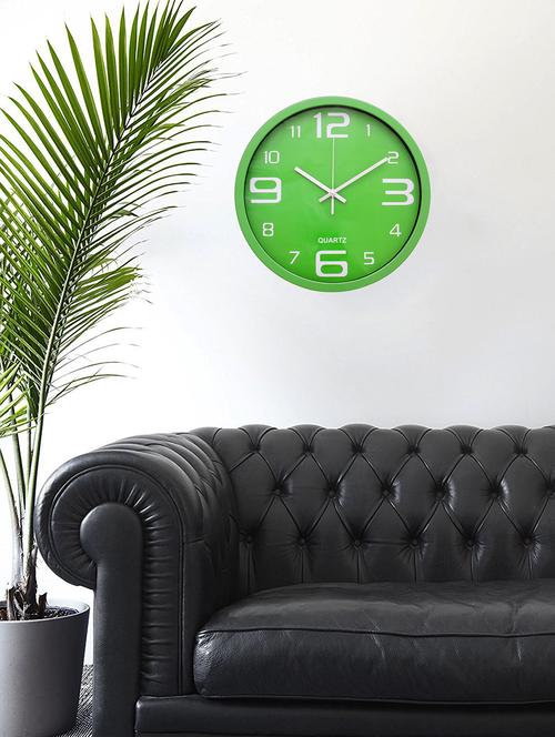 premium wall clock - 15611999 - Standard Image - 1