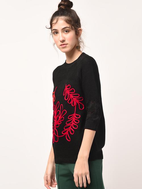 raglan sleeved embroidered pullover - 15800276 - Standard Image - 1