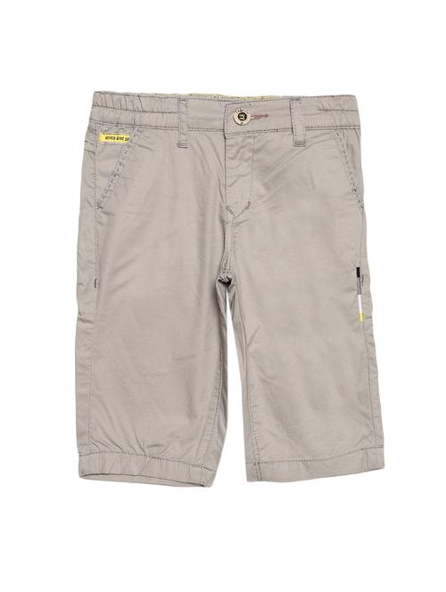 pocket detail three fourth shorts - 16756405 - Standard Image - 1