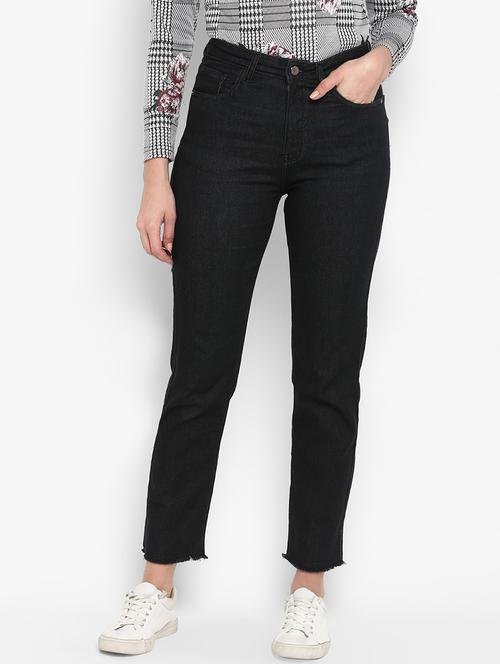 mid rise frayed hem jeans - 16945509 - Standard Image - 1