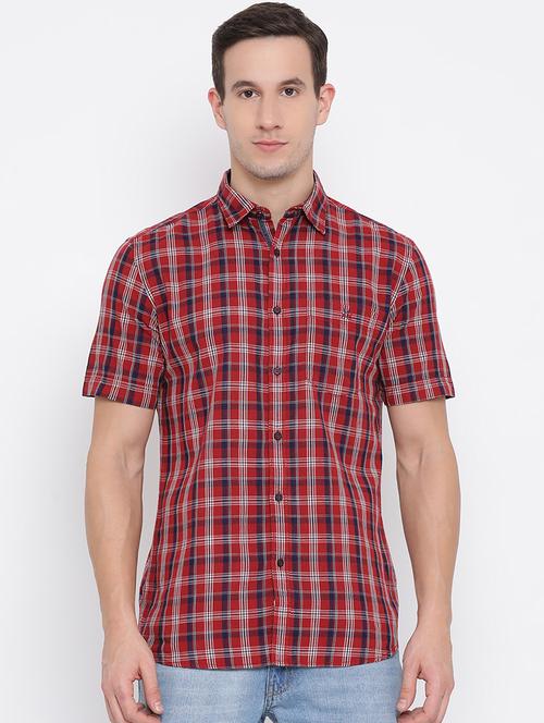 red checkered casual shirt - 16995084 - Standard Image - 1