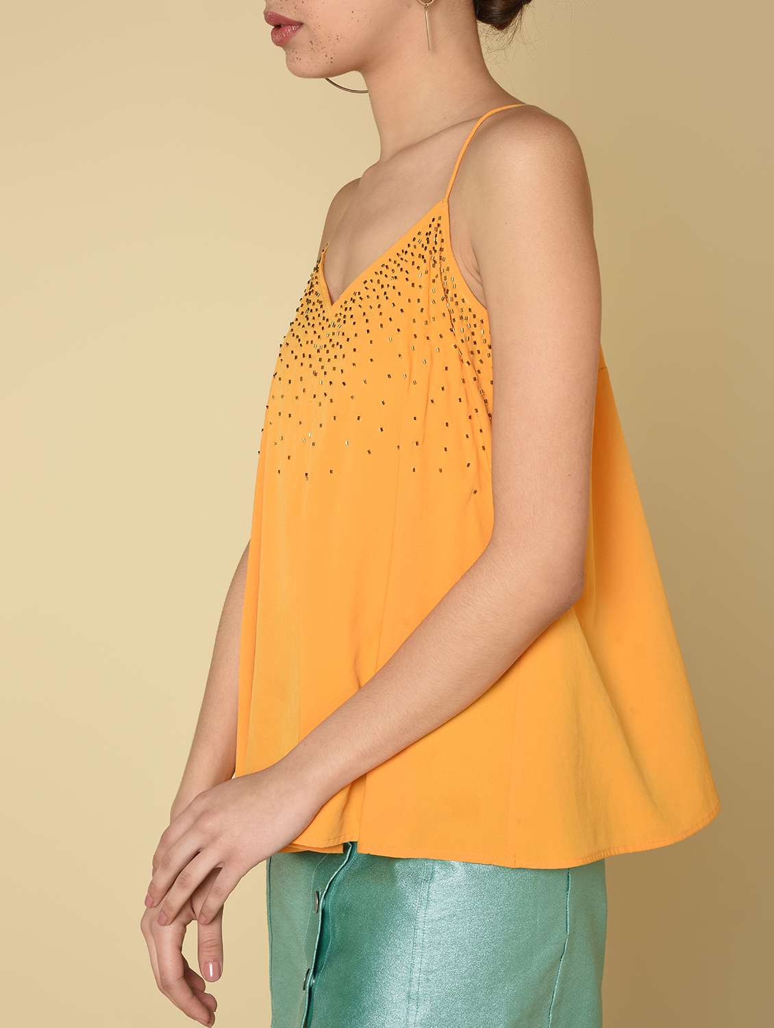 Women's Straight Shoulder Strap Top