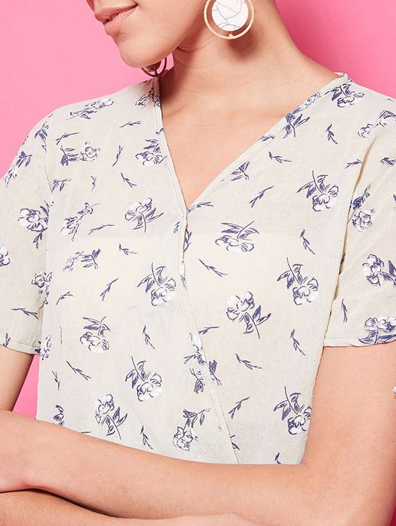 Women Printed Overlap Neck High Low Top
