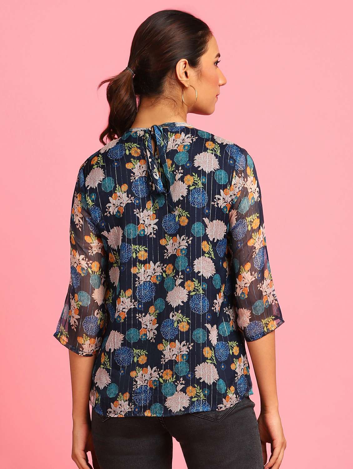 Women's Straight Round Neck Top
