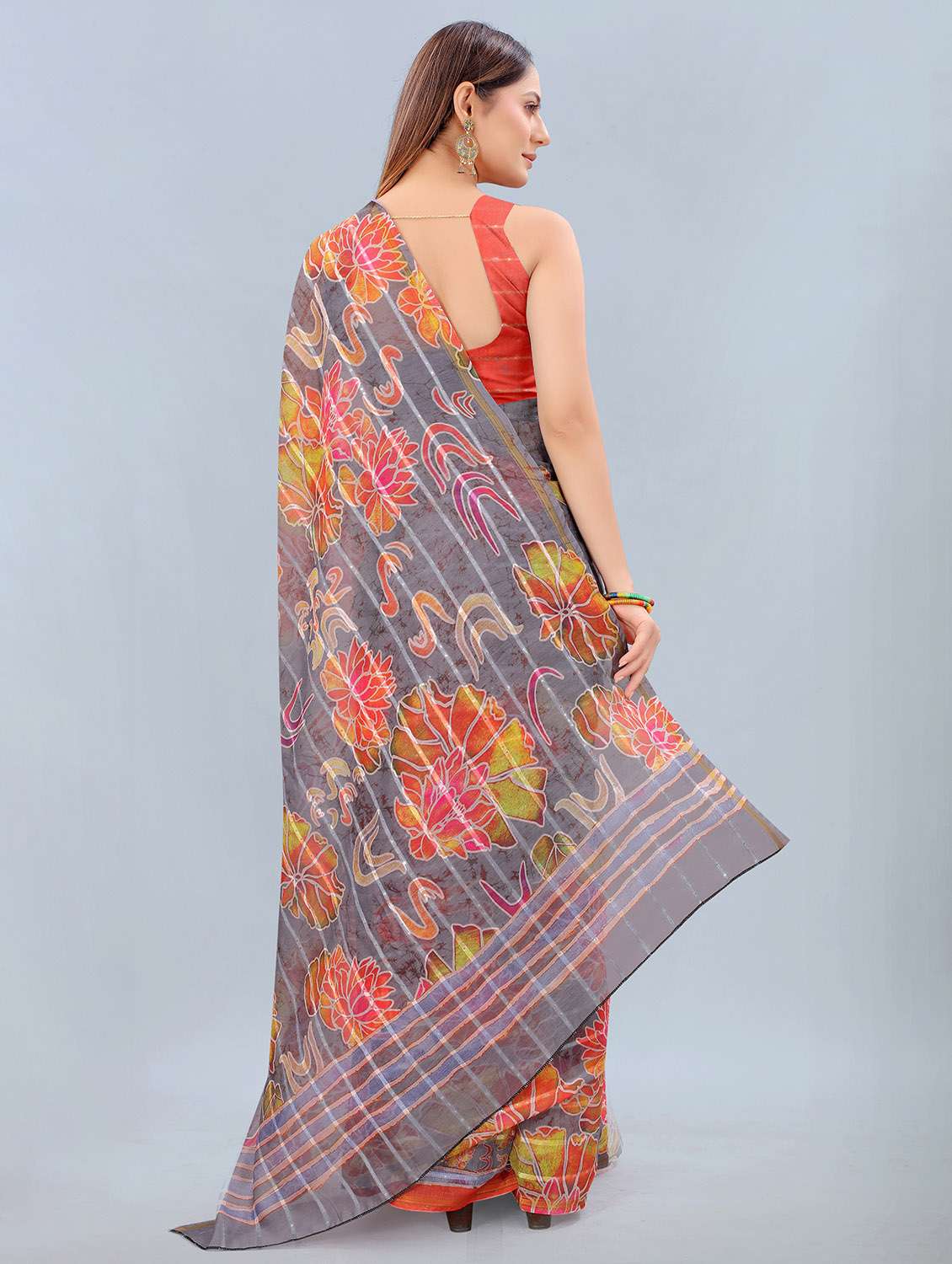 Floral Print Woven Saree With Blouse