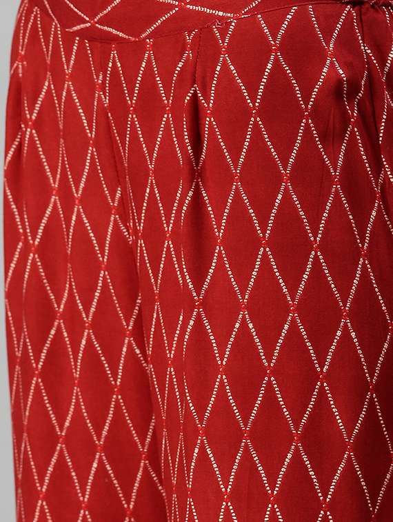 Women Printed Kurta Sharara Set With Dupatta