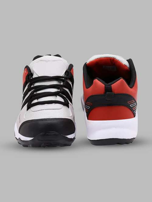 mens lace up sport shoe