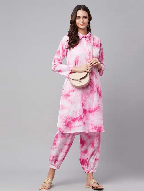 pink