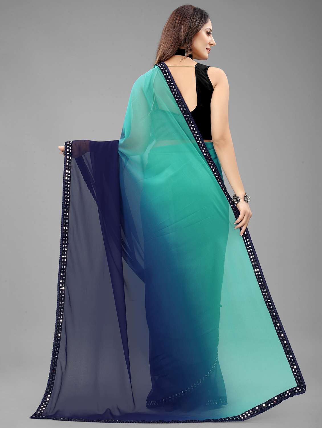 Women Ombre Bodered Saree With Blouse
