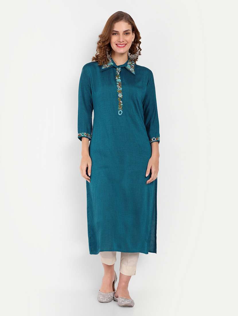 Women Three Quarter Sleeve Straight Kurta