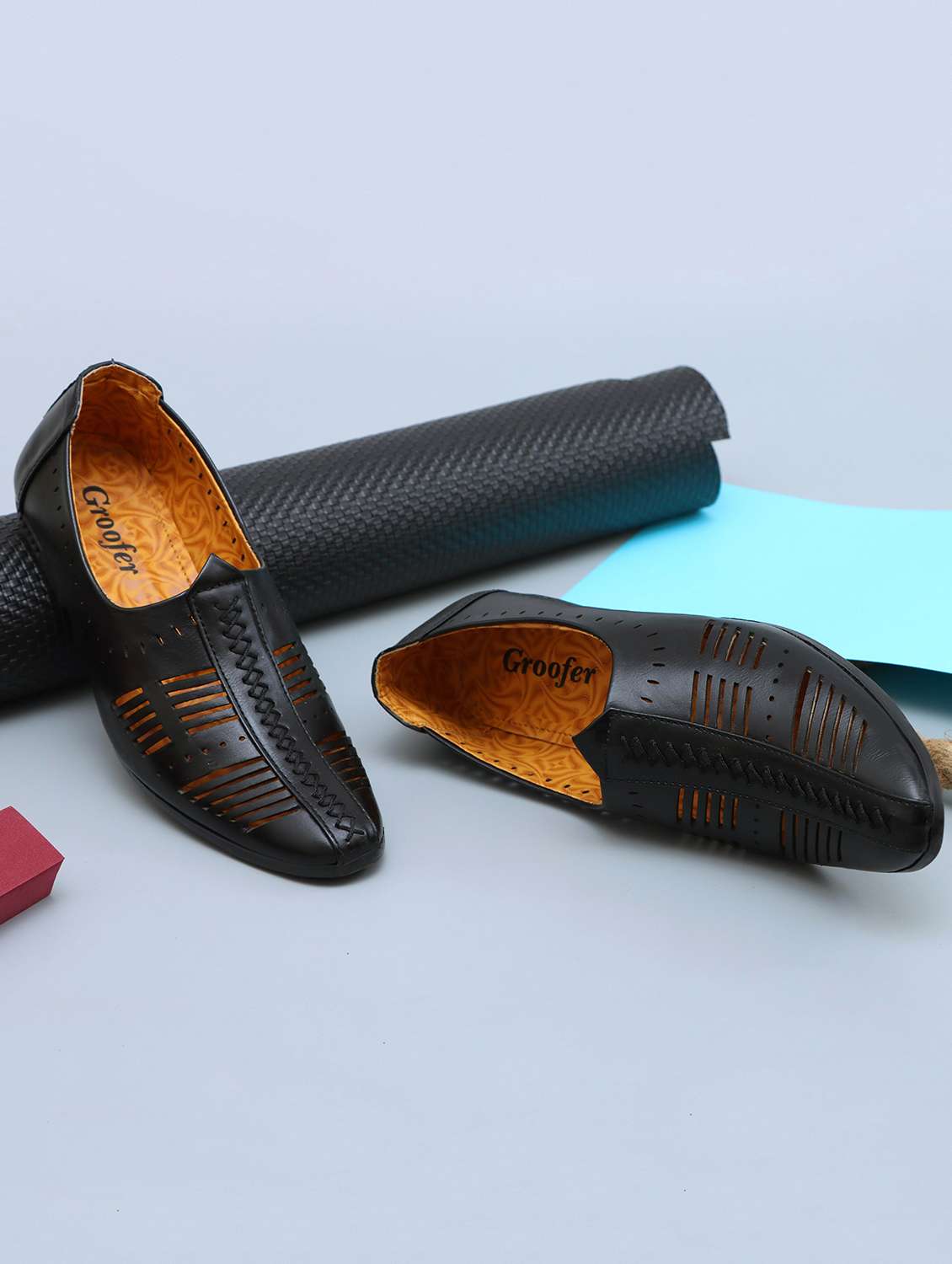 Men Black Slip On Juti