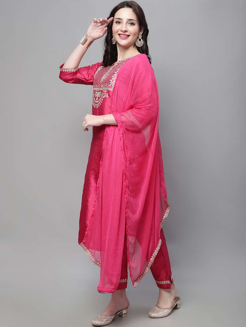 Women Three Quarter Sleeve Kurta Pant With Dupatta Set