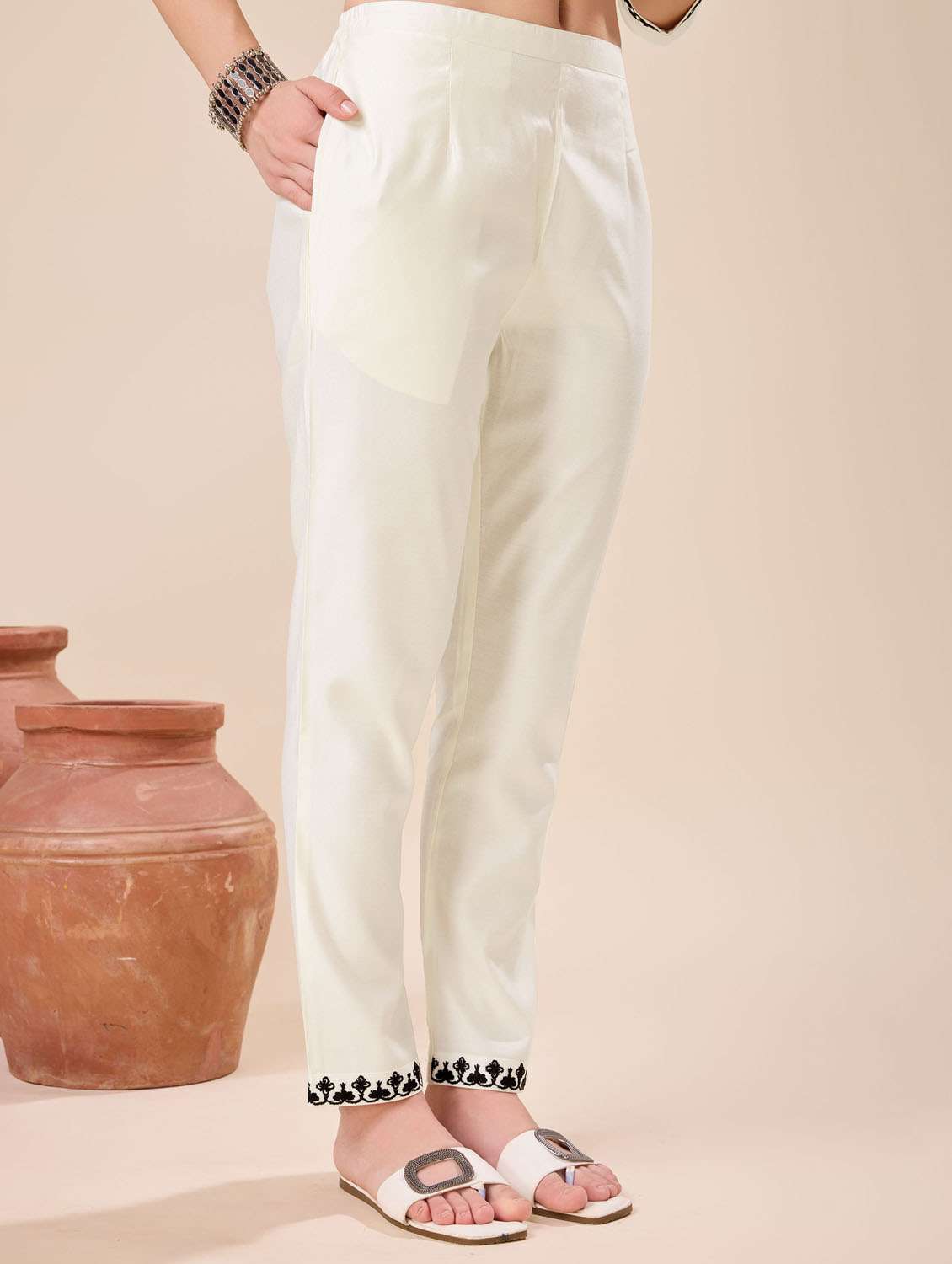 Women Three Quarter Sleeve Kurta Pant With Dupatta Set