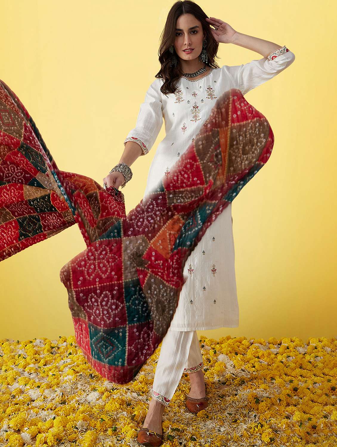 Women Three Quarter Sleeve Kurta Pant With Dupatta Set