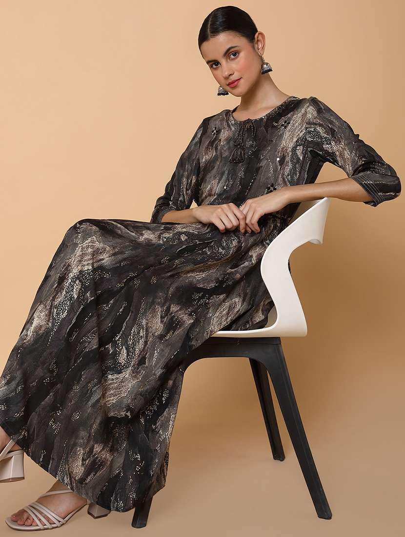 Women Three Quarter Sleeve Anarkali Kurta