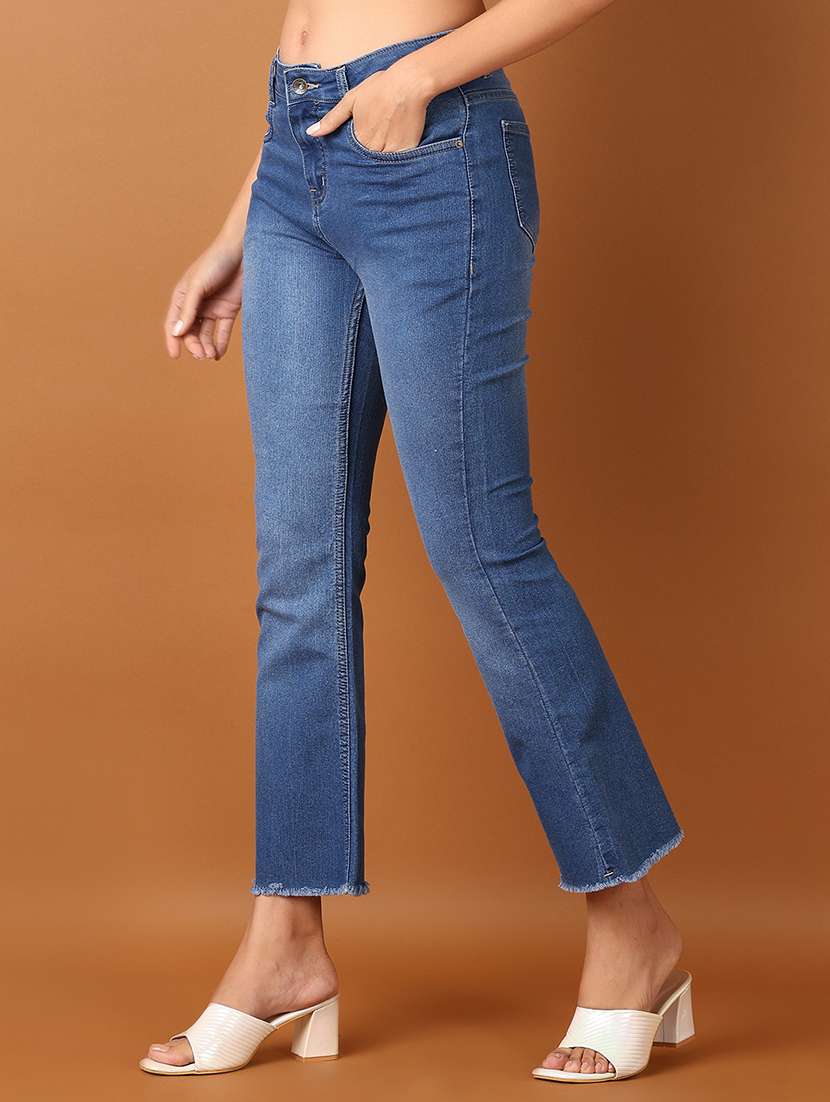 Women Solid Mid Rise Bootcut Jean