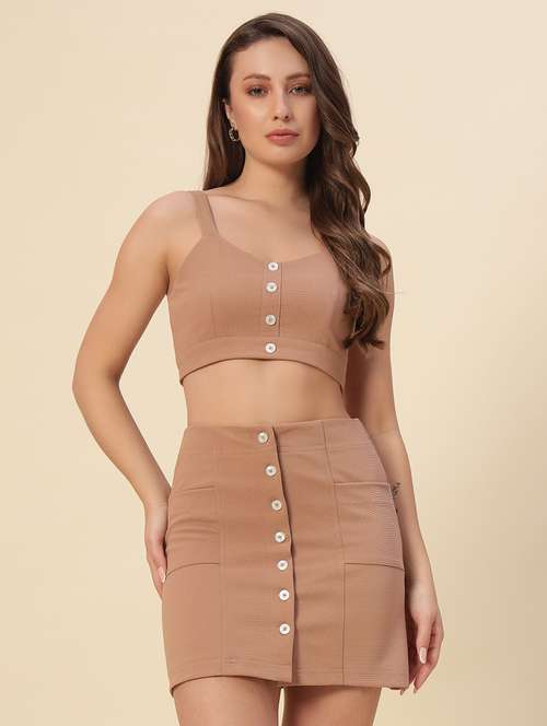 beige