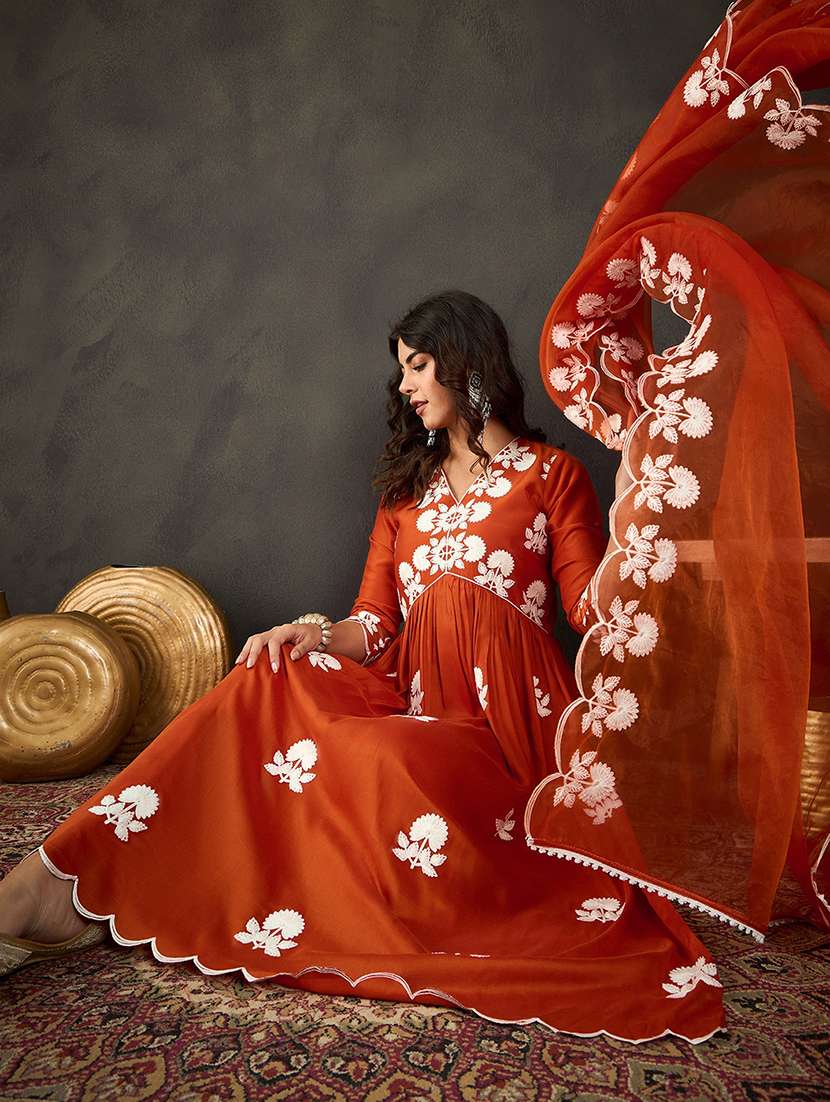 Women Kurta Pant Set With Dupatta 
