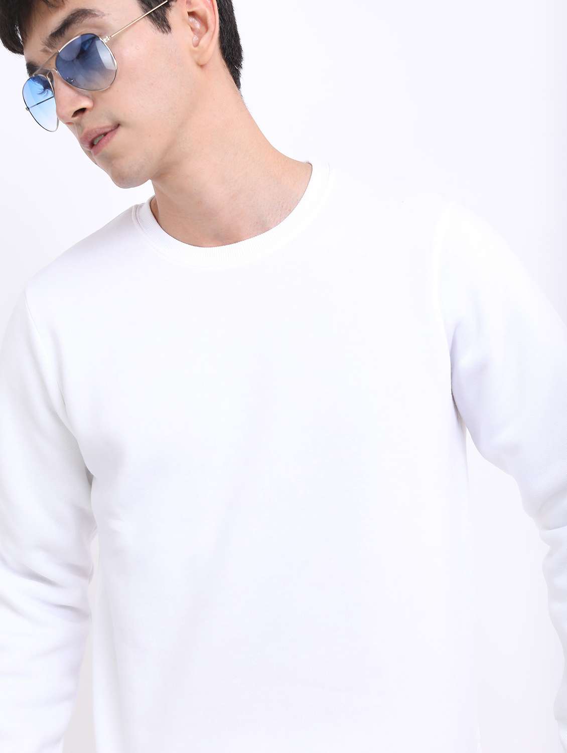 Men Solid Pullover Long Sleeve Sweatshirt