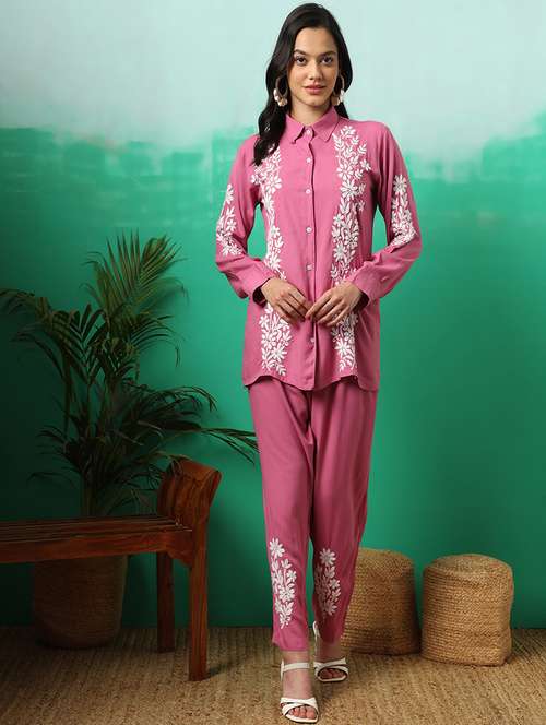 pink