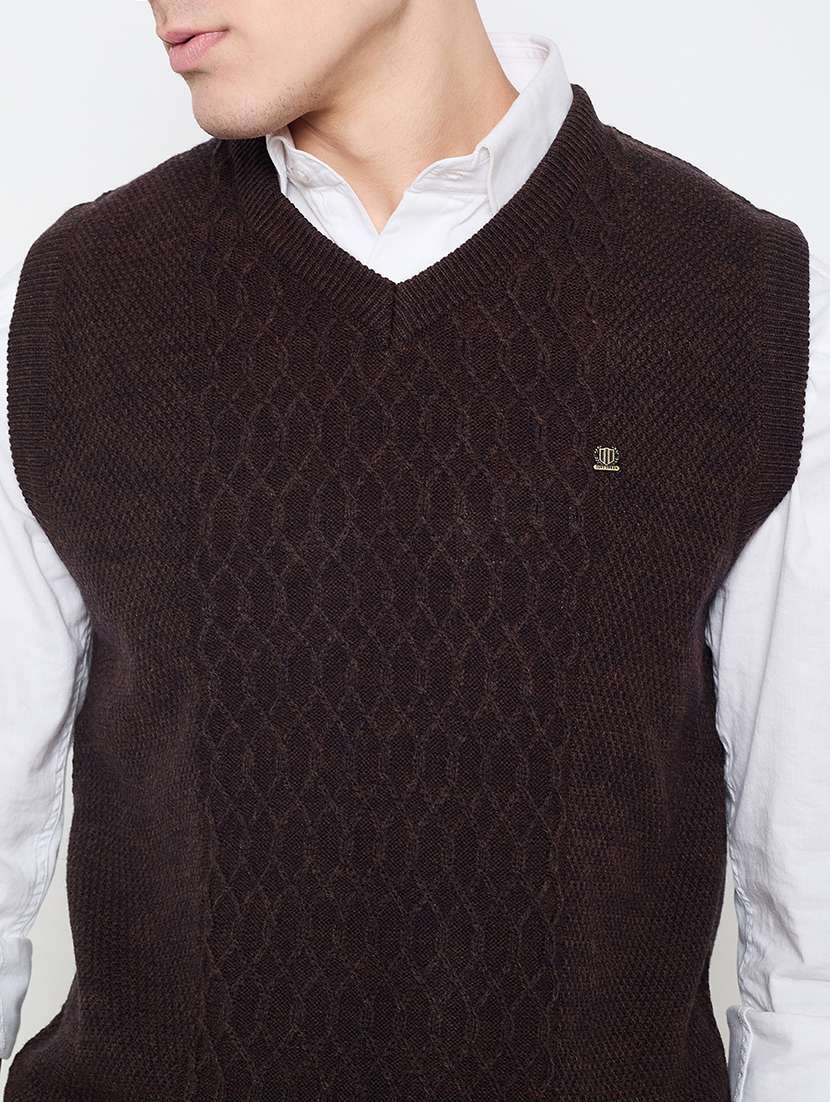 Men Sleeveless Self Design Pullover