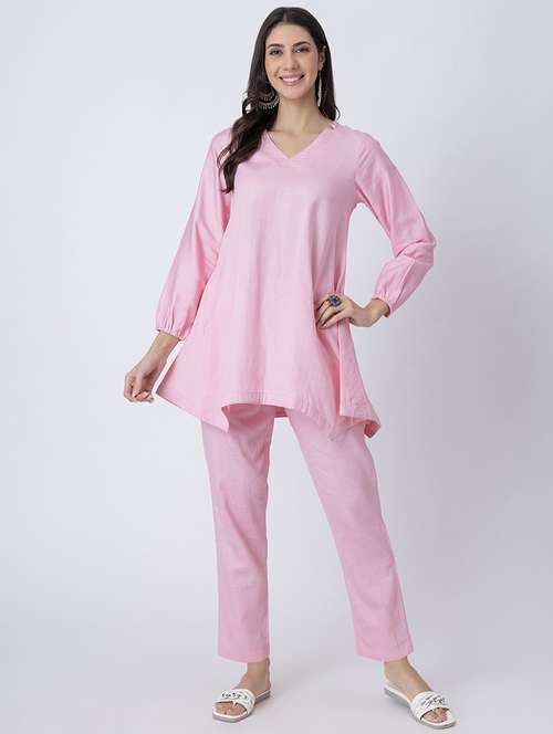pink