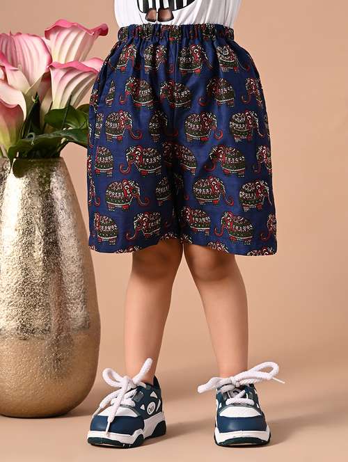 Kids Mid Rise Printed Shorts 