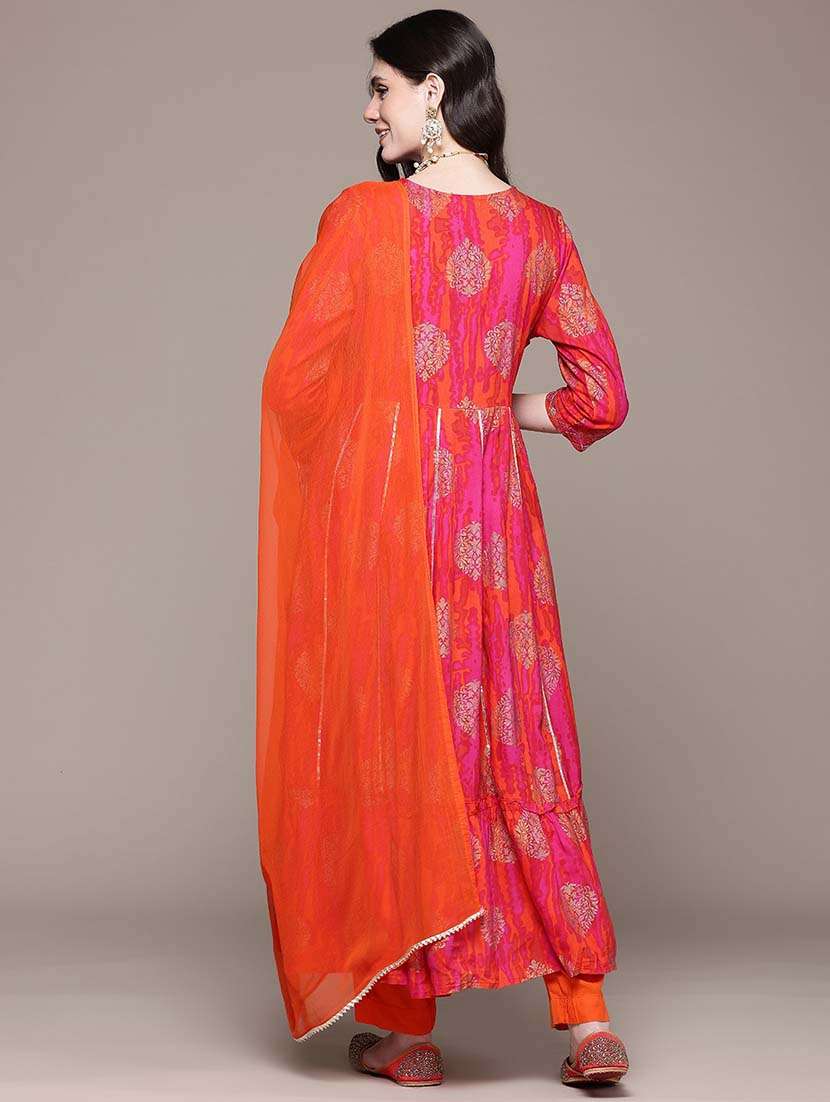 Women Three Quarter Sleeve Anarkali Kurta Pant With Dupatta Set