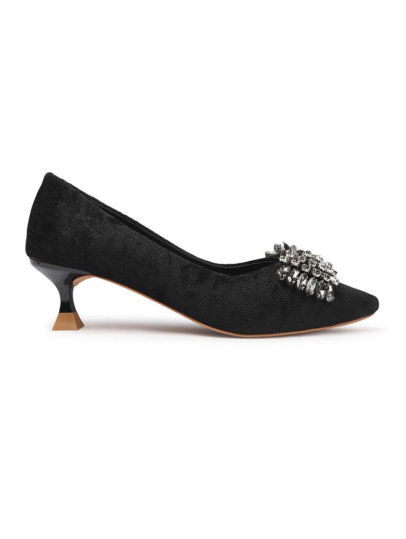 Women Black Slip On Pump