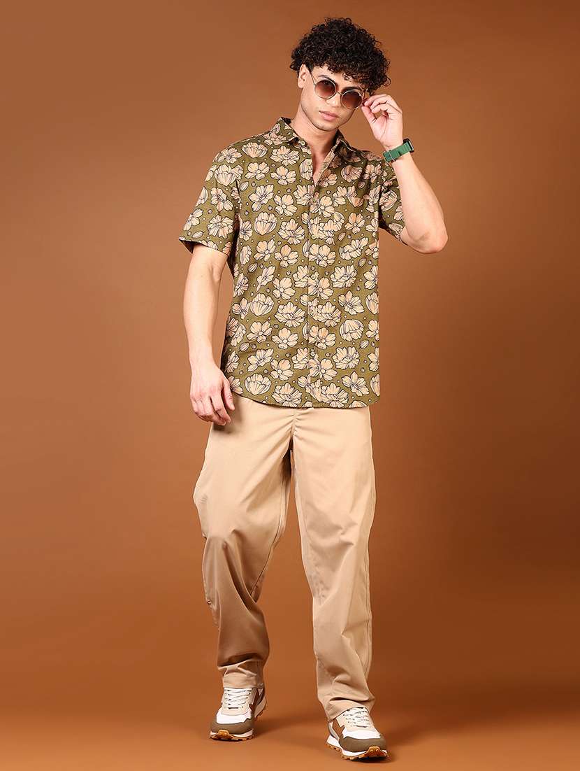Men Floral Printed Short Sleeve Loose Fit Casual Shirt