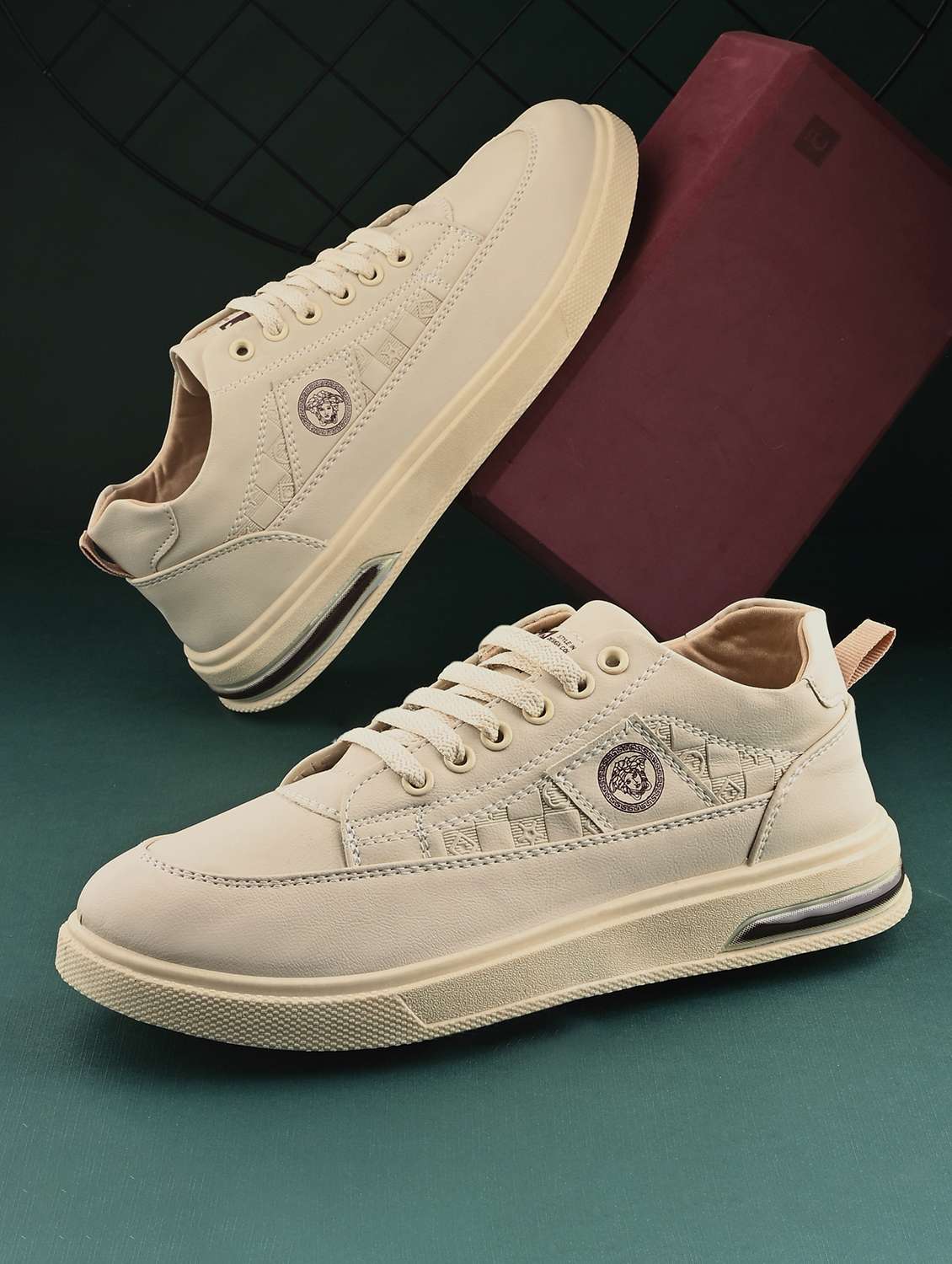 Men Beige Lace Up Sneaker - Image 1