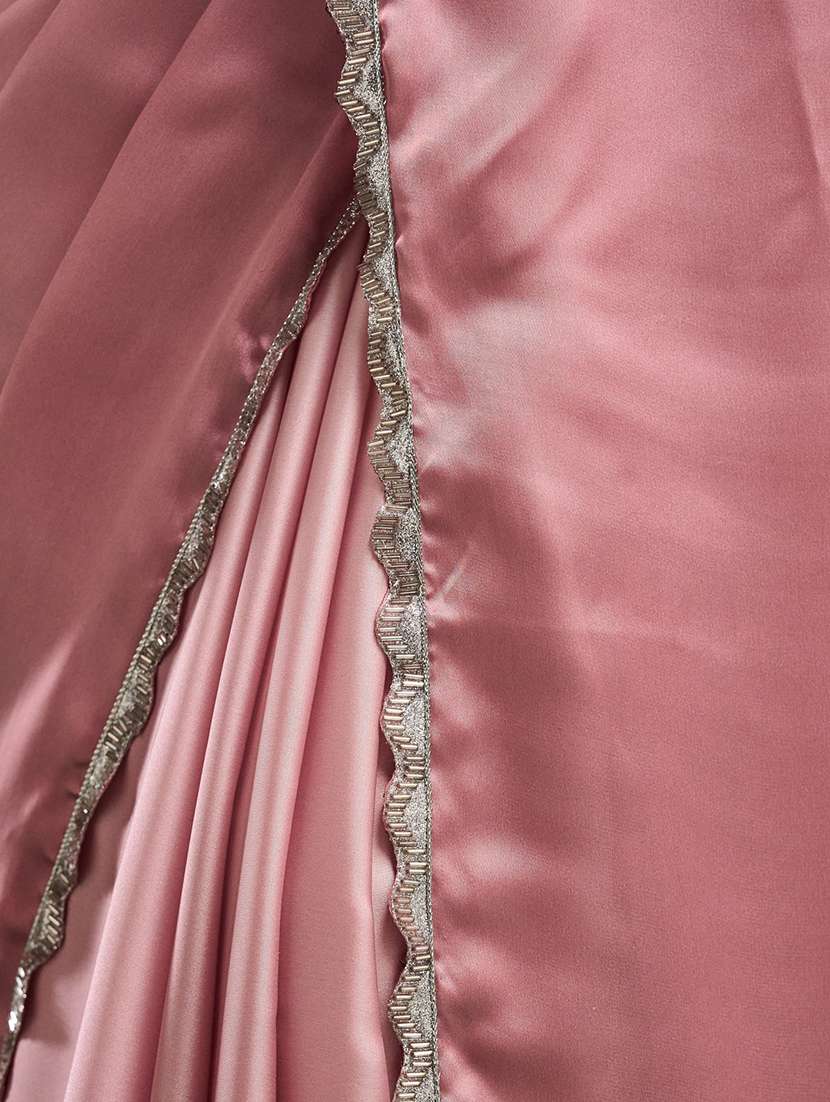Women Ombre Embellished Bordered Saree With Blouse
