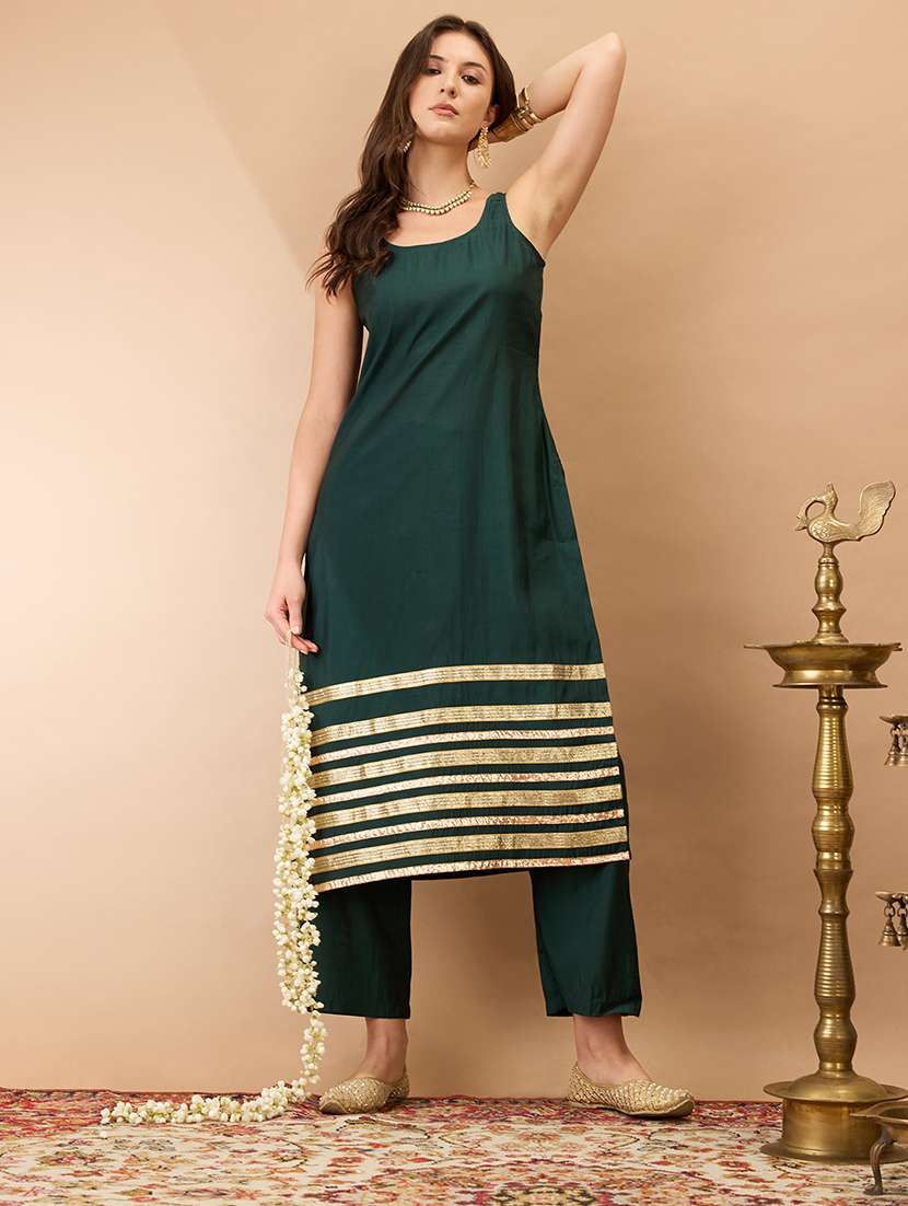 Women Green Sleeveless Round Neck Gotta Lace Hem Straight Kurta With Pant Festive Set