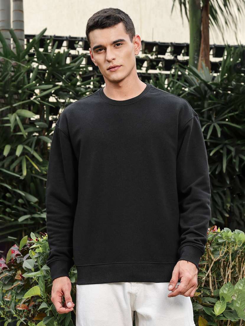 Men Solid Long Sleeve Regular Fit Sweatshirt