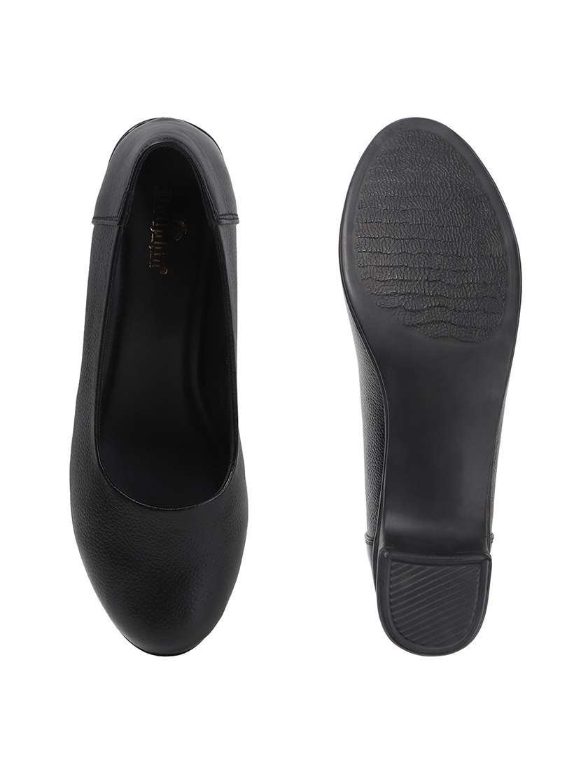 Women Black Slip On Pump