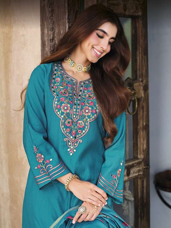 Women Embroidered Long Sleeve Kurta Pant With Dupatta Set