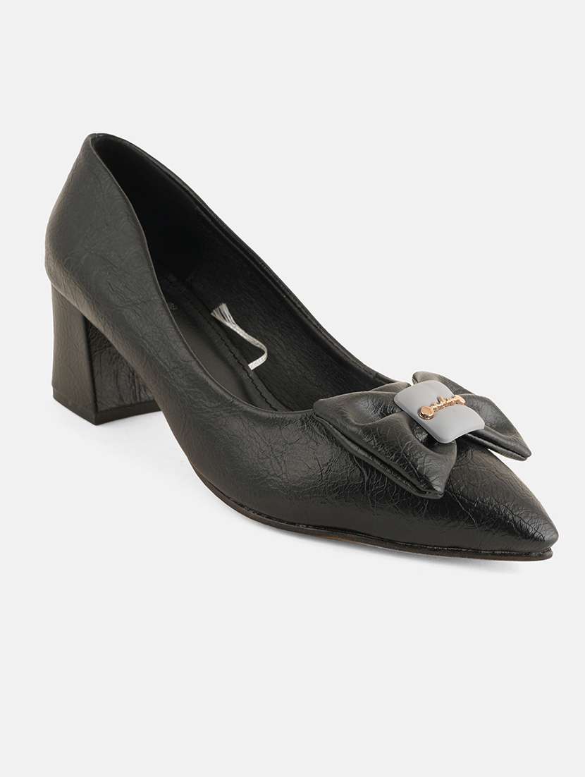 Women Black Slip On Pump