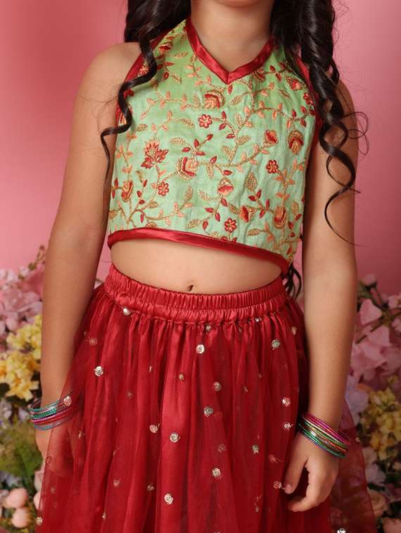 Girls Embroidered Sleveeless Lehenga Choli Set