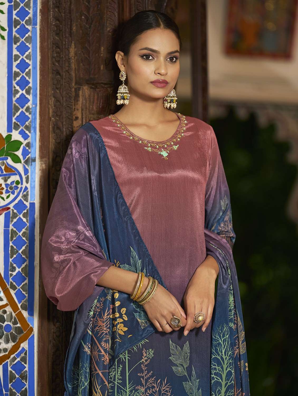 Women Floral Printed Three Quarter Sleeve Kurta Pant With Dupatta Set