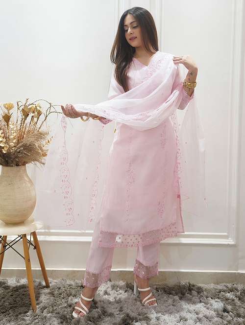 pink